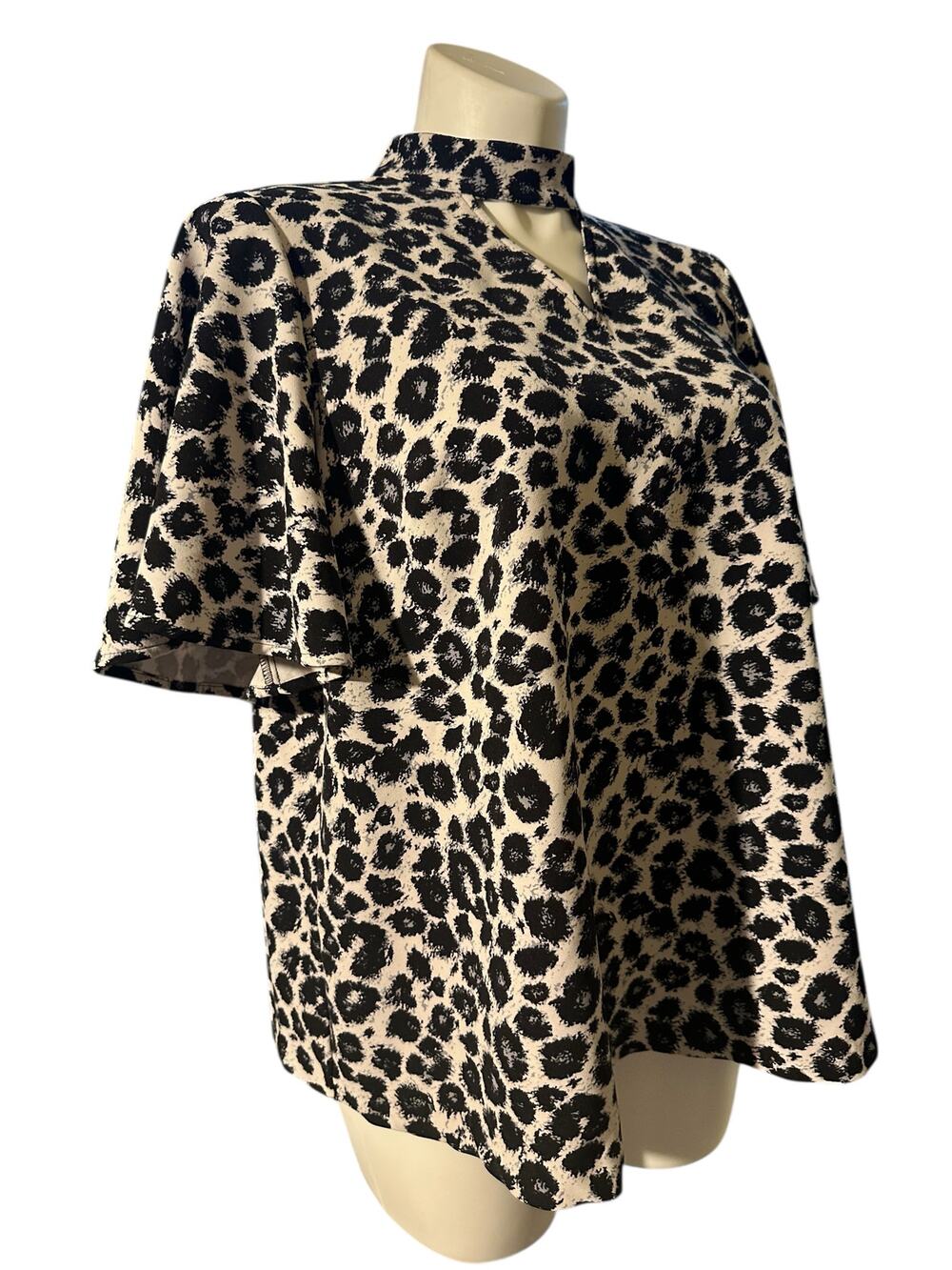 Lane Bryant Leopard Print Choker Neck Blouse Top Plus Size 18